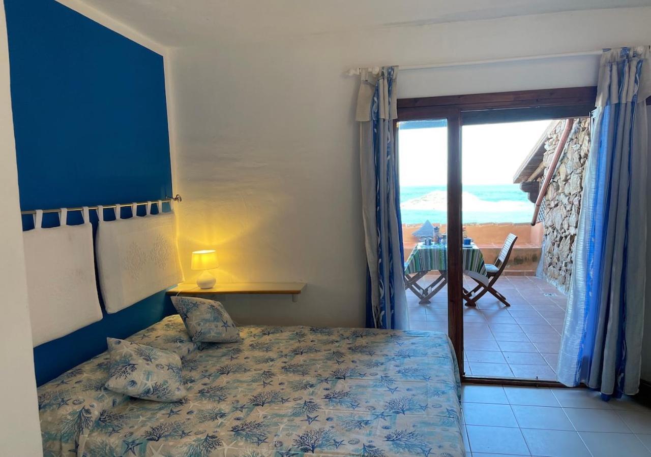 San Teodoro Punta Est Delizioso Monolocale Vista Mare Apartamento Exterior foto