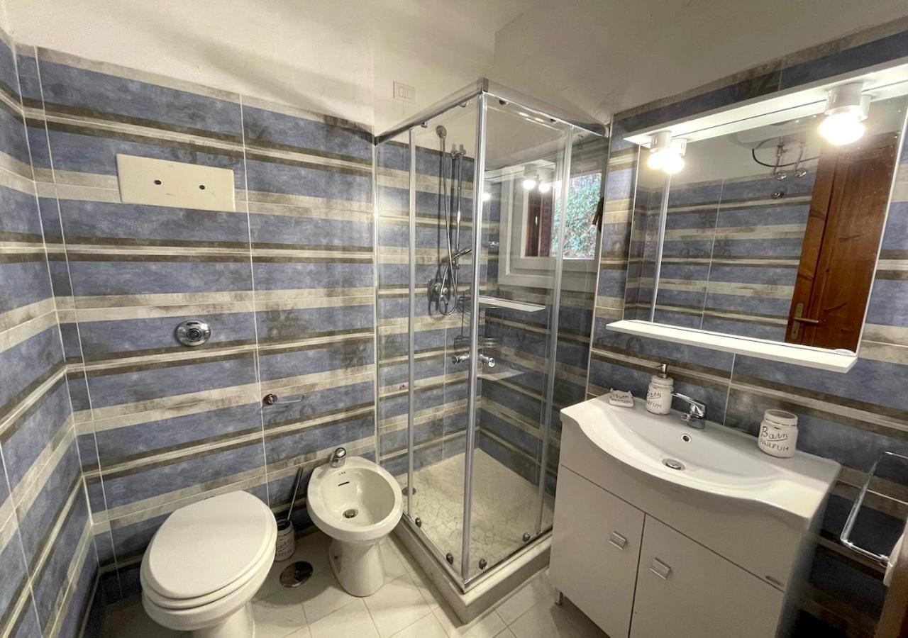 San Teodoro Punta Est Delizioso Monolocale Vista Mare Apartamento Exterior foto