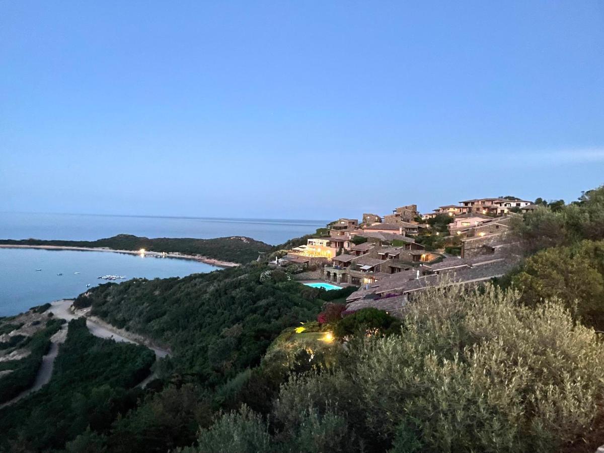 San Teodoro Punta Est Delizioso Monolocale Vista Mare Apartamento Exterior foto